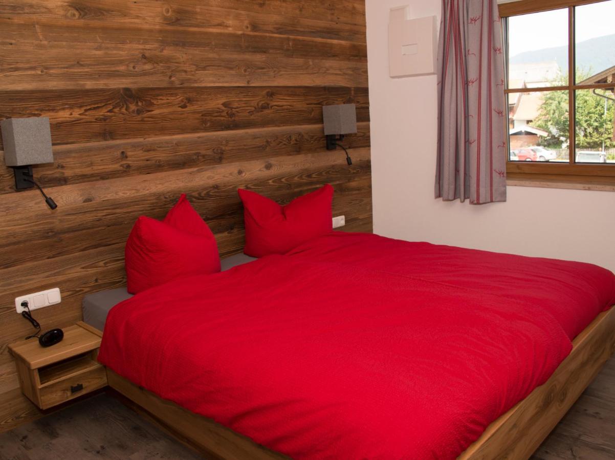 Haus Im Moos - Chiemgau Karte Appartement Inzell Buitenkant foto