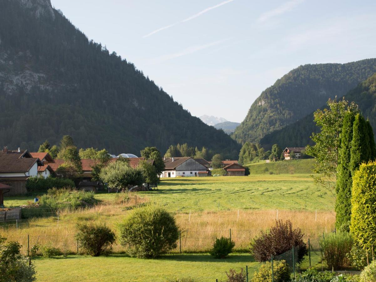 Haus Im Moos - Chiemgau Karte Appartement Inzell Buitenkant foto