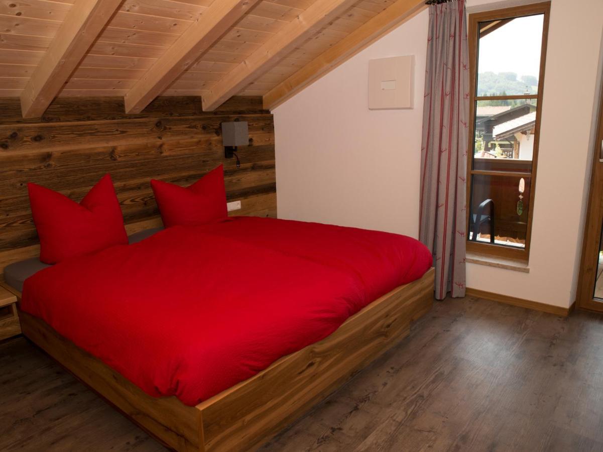 Haus Im Moos - Chiemgau Karte Appartement Inzell Buitenkant foto