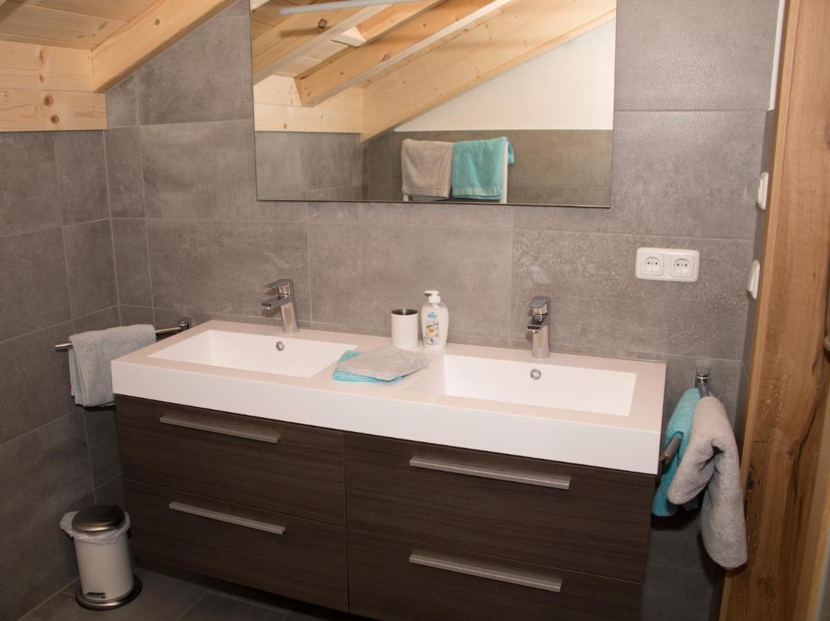 Haus Im Moos - Chiemgau Karte Appartement Inzell Buitenkant foto