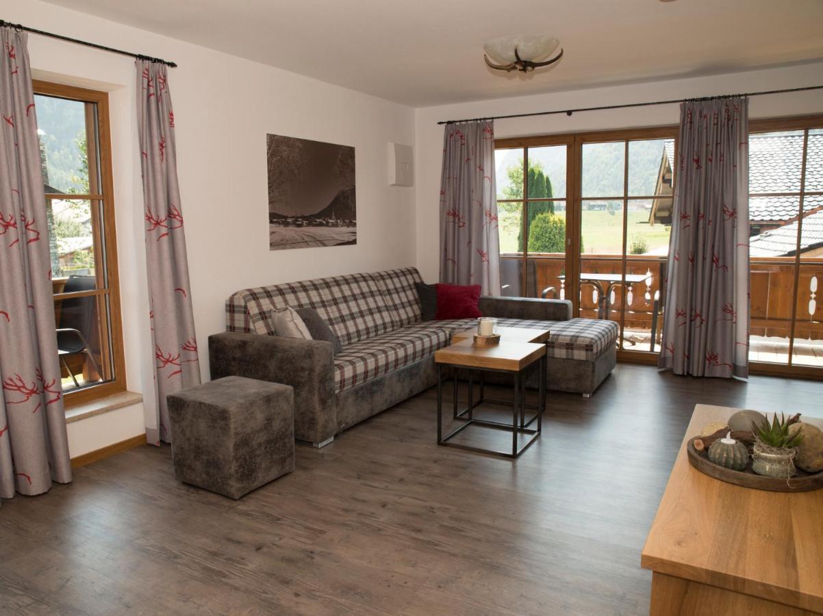 Haus Im Moos - Chiemgau Karte Appartement Inzell Buitenkant foto